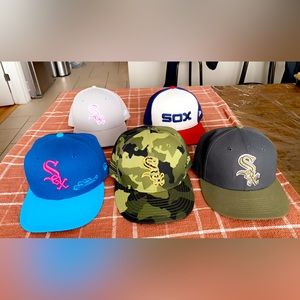 New Era White Sox Hats Size 7 1/8 (56.8 cm)